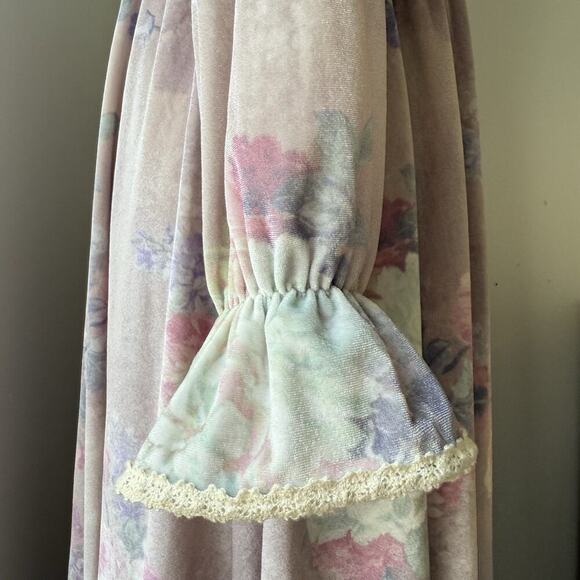 Vintage Floral Stretchy Velvet Prairie Dress M Ruffle Lace Yoke Cottagecore Maxi - Picture 3 of 13